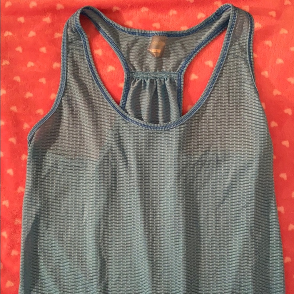 Xersion tank top